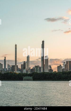 New York skyline della città da Central Park Foto Stock