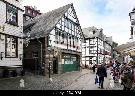 Stazione dei vigili del fuoco nel centro storico di Monschau Foto Stock