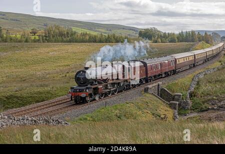 Locomotiva a vapore 6201, la principessa Elisabetta ha appena passato AIS Gill sulla Carlisle per stabilirsi linea Foto Stock