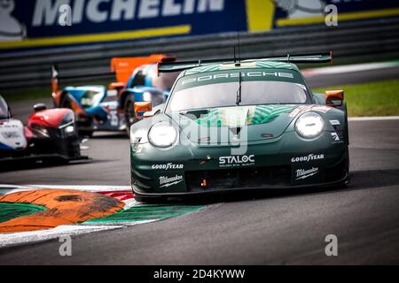 Monza, Italia, Italia. 09 ottobre 2020. 93 laser Felipe (deu), Lietz Richard (aut), Fassbenber Michael (ger), Proton Competition, Porsche 911 RSR, azione durante la 2020 4 ore di Monza, 4° round della European le Mans Series 2020, dal 9 al 11 ottobre 2020 sull'Autodromo Nazionale di Monza, Italia - Foto Thomas Fenetre/DPPI Credit: LM/DPPI/Thomas Fenetre/Alamy Live News Foto Stock