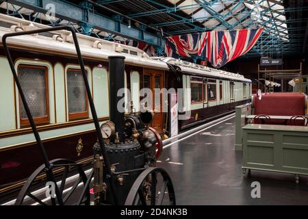 Regno Unito, Inghilterra, Yorkshire, York, National Railway Museum, King Edward’s Saloon utilizzato fino agli anni quaranta Foto Stock