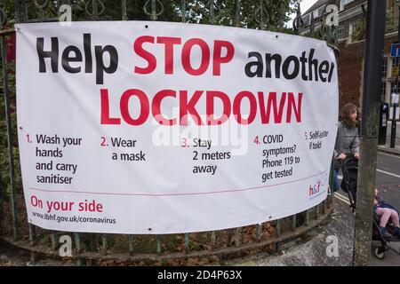 Help Stop another Coronavirus Lockdown banner, Londra, Regno Unito Foto Stock