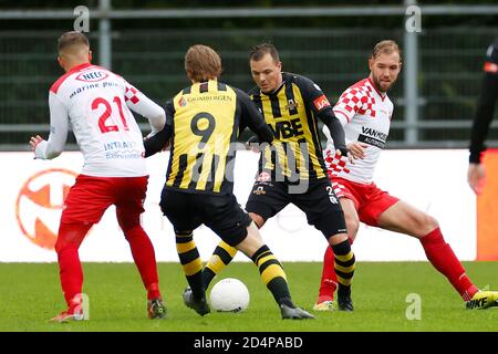 Rijnsburg, Paesi Bassi. 10 Ott 2020. RIJNSBURG, 10-10-2020, Sportpark Middelmors, olandese Tweede Divisie stagione di football 2020/2021 Rijnsburgse Boys vs Kozakken Boys. Il giocatore di Rijnsburg Roderick Gielisse Credit: Pro Shots/Alamy Live News Foto Stock