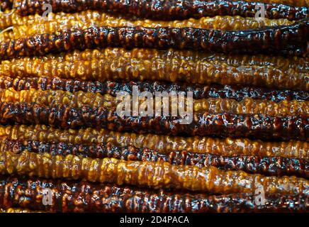 Delizia di salsiccia di noce. Il famoso dessert turco. Delizia turca Foto Stock