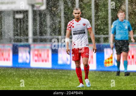 Rijnsburg, Paesi Bassi. 10 Ott 2020. RIJNSBURG, 10-10-2020, Sportpark Middelmors, olandese Tweede Divisie stagione di football 2020/2021 Rijnsburgse Boys vs Kozakken Boys. Kozakken player Nizar Mekkaoui Credit: Pro Shots/Alamy Live News Foto Stock