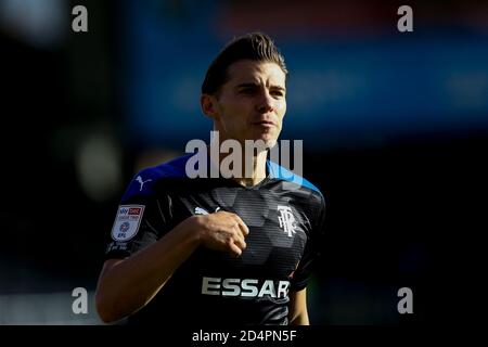 Salford, Regno Unito. 10 Ott 2020. La SID Nelson di Tranmere Rovers guarda sopra. EFL Skybet Football League Two match, Salford City contro Tranmere Rovers al Peninsula Stadium di Salford, Greater Manchester, sabato 10 ottobre 2020. Questa immagine può essere utilizzata solo per scopi editoriali. Solo per uso editoriale, è richiesta una licenza per uso commerciale. Nessun uso in scommesse, giochi o un singolo club/campionato/giocatore publications.pic di Chris Stading/Andrew Orchard sports photography/Alamy Live News Credit: Andrew Orchard sports photography/Alamy Live News Foto Stock