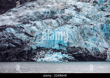 Vista panoramica ghiacciai dell'Alaska sulla cima del montagne Foto Stock