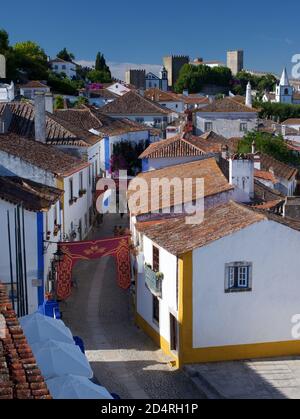 Tetti di Obidos durante il festival, Portogallo Foto Stock