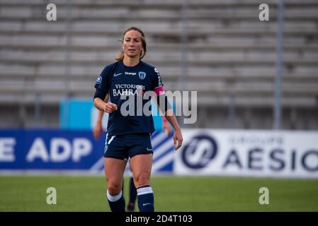 L'aetane Thiney del Paris FC reagisce durante la partita di calcio del campionato francese delle donne D1 Arkema tra il Paris FC e il GPSO 92 Issy il 10 ottobre 202 Foto Stock
