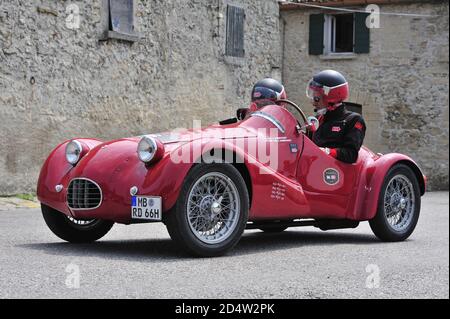 verona, italia, 13 maggio 2011, mille miglia, rallye auto storica Foto Stock