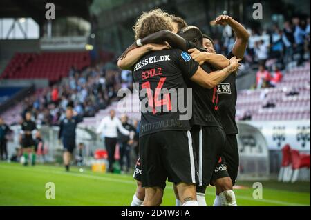 Herning, Danimarca. 21 giugno 2020. Alexander Scholz (14) del FC Midtjylland segna durante la partita 3F Superliga tra FC Midtjylland e Aarhus GF alla MCH Arena di Herning. (Foto: Gonzales Photo - Morten Kjaer). Foto Stock