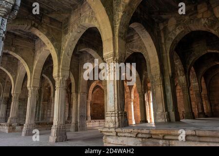 Custom House, Parco Archeologico di Champaner-Pavagadh, SITO PATRIMONIO MONDIALE dell'UNESCO, Gujarat, India. Foto Stock