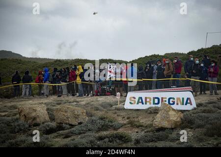 Sardegna, Italia. 11 Ottobre 2020. Spettatori durante il Rally Italia Sardegna 2020, 6° appuntamento del Campionato FIA WRC 2020 dall'8 al 11 ottobre 2020 ad Alghero, Sardegna in Italia - Foto Paulo Maria / DPPI Credit: LM/DPPI/Paulo Maria/Alamy Live News Foto Stock