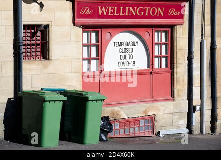 Glasgow, Scozia, Regno Unito, 11 ottobre 2020, Central Scotland Pub e Bar chiusi dal governo scozzese a causa di un aumento dei casi di Covid-19 Foto Stock