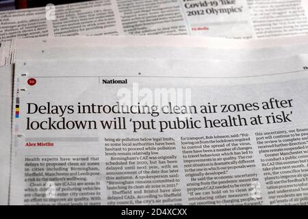 "I giorni che introdurranno le zone d'aria pulita dopo il blocco saranno "pubblici" Health at Risk'' Inside Guardian Newspaper headline 19 settembre 2020 Londra Regno Unito Foto Stock