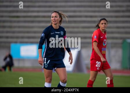 L'aetane Thiney del Paris FC reagisce durante la partita di calcio del campionato francese delle donne D1 Arkema tra il Paris FC e il GPSO 92 Issy il 10 ottobre 202 Foto Stock