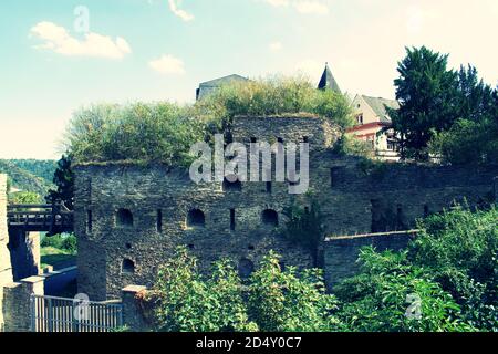 Rovine del castello di Reichenstein o Falkenburg in Germania Trechtingshausen Foto Stock