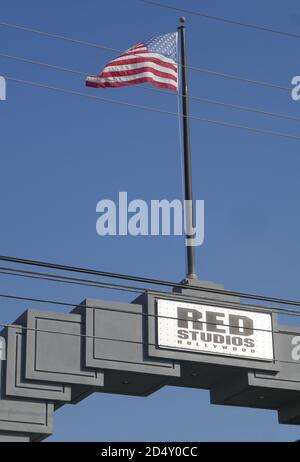 Los Angeles, California, USA 11 ottobre 2020 UNA visione generale dell'atmosfera dei Red Studios, ex Desilu Cahuenga Studio e Ren- Mar Studios, dove i Love Lucy ha girato le stagioni 4-6 del TV Show, e dove l'Andy Griffith Show, il Jack Benny Show, Quella ragazza, Seinfeld, le ragazze d'oro, Ally McBeal girò, e dove Madonna, Britney Spears Michael Jackson e Ozzy Osbourne girò i video a 846 N. Cahuenga Blvd il 11 ottobre 1995 a Los Angeles, California, USA. Foto di Barry King/Alamy Stock foto Foto Stock