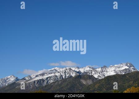 Montagne Sayan visto da Arshan, Russia Foto Stock