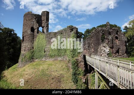 Grossmont Castello nel villaggio di Grosmont, Monboccuthshire, Galles, è stato costruito da William FitzOsbern nel 13 ° secolo. Foto Stock