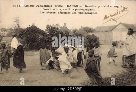 Dakar Senegal, Afrique Occidentale Française, Daw len portalekat angok | uso in tutto il mondo Foto Stock