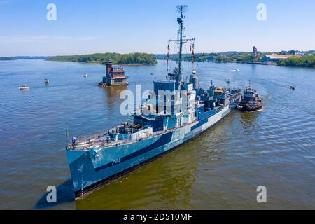 USS Slater, US Navy Destoryer della seconda guerra mondiale, Hudson Athens Lighthouse, Hudson River, NY, USA Foto Stock