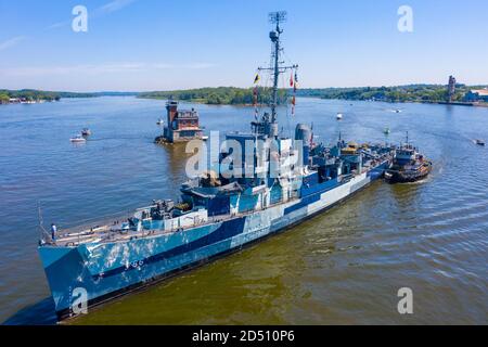 USS Slater, US Navy Destoryer della seconda guerra mondiale, Hudson Athens Lighthouse, Hudson River, NY, USA Foto Stock