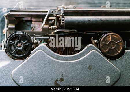 Dettaglio di una vecchia macchina da scrivere Foto Stock