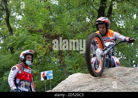 Toni Bou (Montesa / Trial GP) durante il Campionato del mondo Hertz FIM Trial (round 4) sul circuito Moto Club Lazzate il 11 ottobre 2020 a Lazzate (MB) Foto Stock