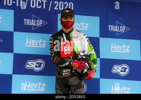 Jaime Busto di Vertigo (terzo) durante la cerimonia di premiazione mondiale sul circuito Moto Club Lazzate il 11 ottobre 2020 a Lazzate (MB), Italia Foto Stock