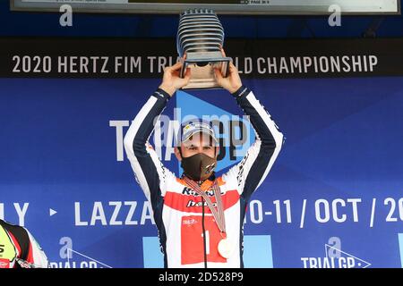 Il campione del mondo Trial GP toni Bou durante il Campionato del mondo Hertz FIM Trial (round 4) della TrialGP Italiana, sul circuito di Moto Club Lazzate o Foto Stock