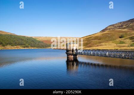 Yeoman Hey Reservoir, Greenfield, Greater Manchester, Inghilterra. Foto Stock