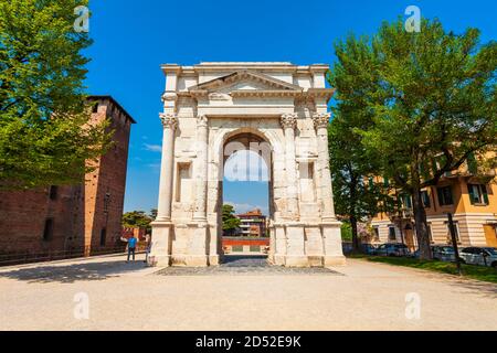 L'Arco dei Gavi è un antico arco di Verona, Veneto in Italia Foto Stock