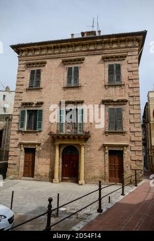 Panorama della città medievale di Lanciano in Abruzzo Foto Stock