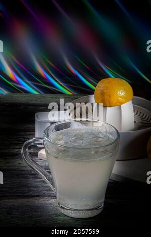 Foto di elementi per la preparazione della limonata al Bar Foto Stock
