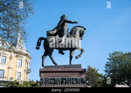 LVIV / UCRAINA - 6 OTTOBRE 2018: Monumento del re Danylo Halytsky Foto Stock