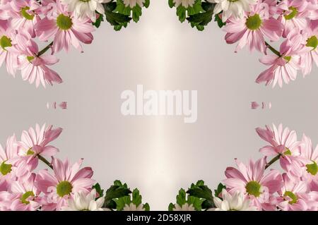 fiori , effetto visivo di uno specchio, spazio per l'inserimento del testo, carta da parati astratta, piena di colori, strani ornamenti e forme, sfondo con bella geo Foto Stock