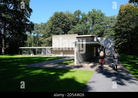 Padiglione dell'architetto olandese Gerrit Rietveld nel Museo Kröller Müller. Foto Stock