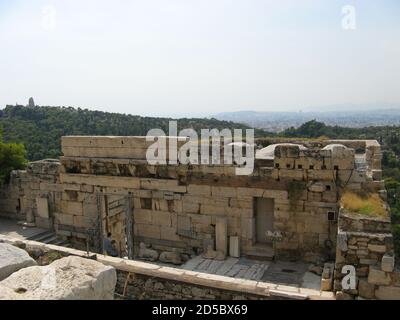 Antiche rovine dell'Acropoli di Atene Foto Stock