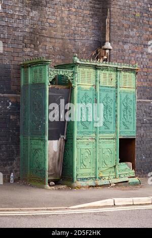 un gabinetto vittoriano su Great Barr Street a Digbeth, Birmingham, Regno Unito Foto Stock