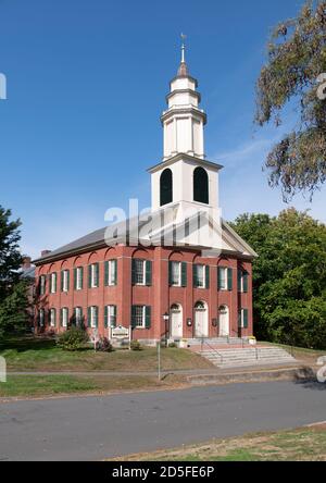 Storico Deerfield Village, Deerfield, Massachusetts, USA, la prima chiesa di Deerfield. Foto Stock