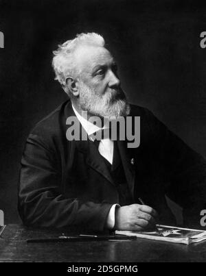 Jules Verne. Ritratto dello scrittore francese Jules Gabriel Verne (1828-1905), c.1900 Foto Stock