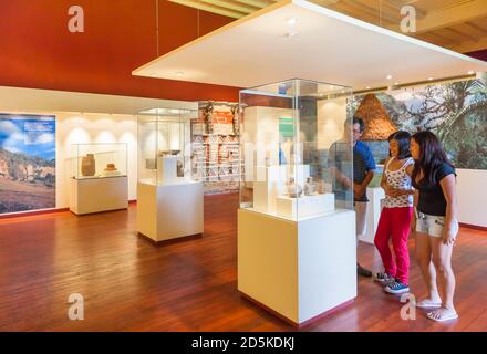 La galleria della cultura amazzonica, 'Museo Nazionale di Archeologia, Antropologia e Storia del Perù', Lima, Perù, Sud America Foto Stock