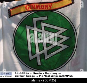 16-GIU-96 ... Russia / Germania ... Badge tedesco Foto Stock