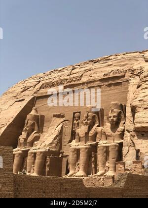 Antico tempio di Abu Simbel in Egitto Foto Stock