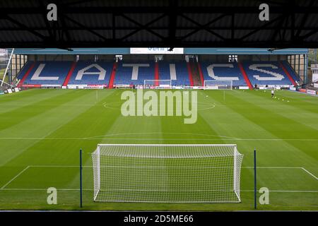 Una vista generale del Boundary Park, casa di Oldham Athletic Foto Stock