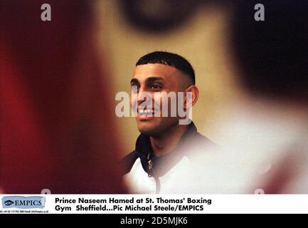 Il principe Naseem Hamed a St. Thomas' BoxingrGym Sheffieldr Foto Stock