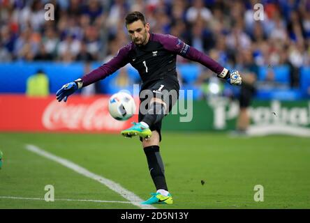 Il portiere francese Hugo Lloris in azione Foto Stock