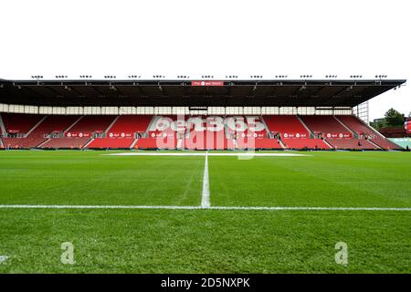 Una vista generale della Bet365 Stadium, casa di Stoke City Foto Stock