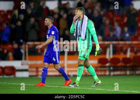 Il portiere della città di Birmingham Adam Legzdins lascia il campo dopo che è stato espulso il fischio finale Foto Stock